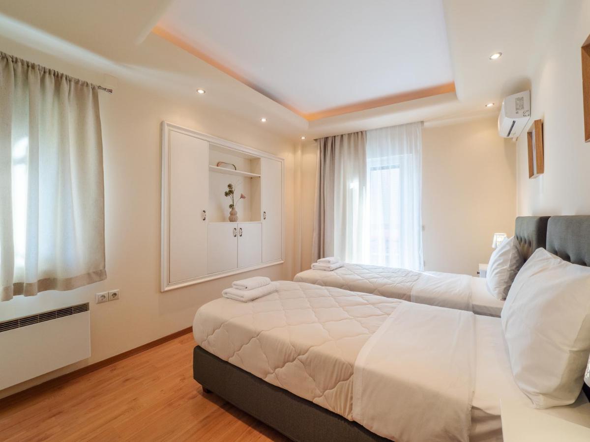 Aura Elegant Apartment Near Garitsa Bay Análipsis Buitenkant foto